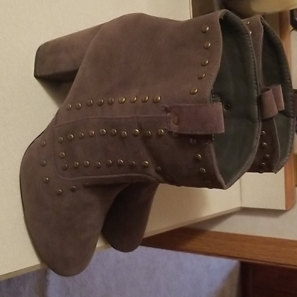 Womans size 10 boot